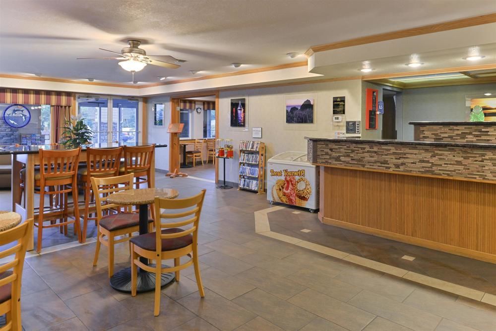 Best Western Plus Landmark Inn Lincoln City Exterior photo